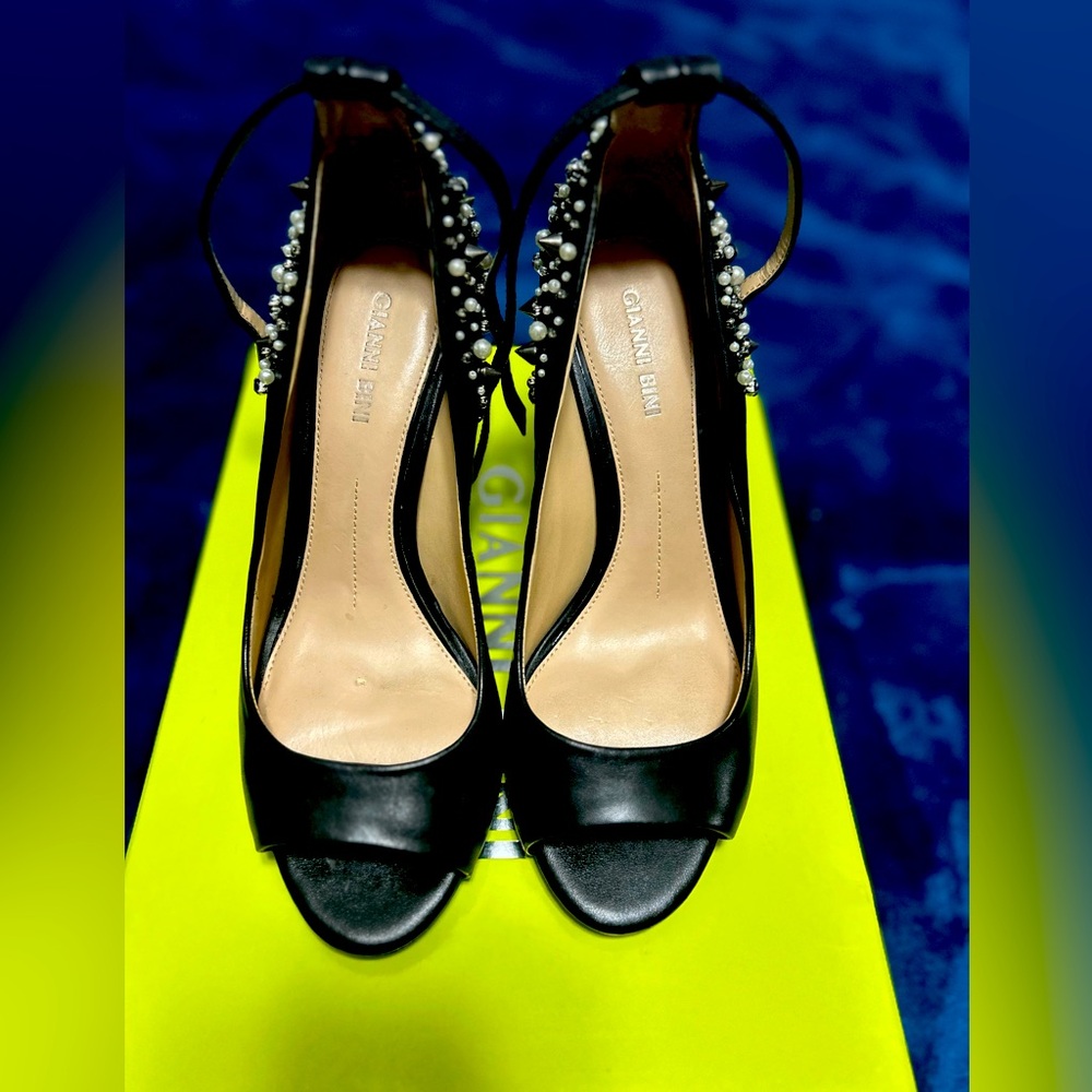 Black Gianni Bini Heels Size 8.5